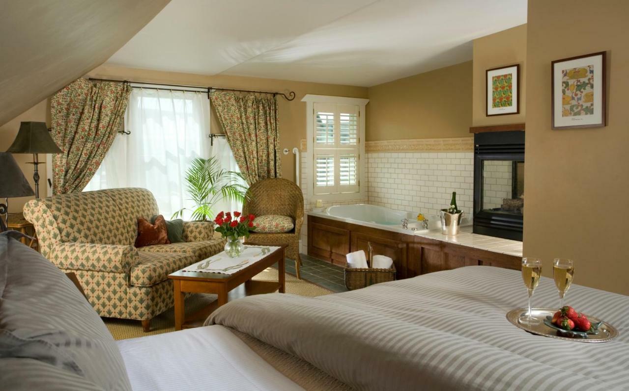 Lake Pointe Inn McHenry Esterno foto