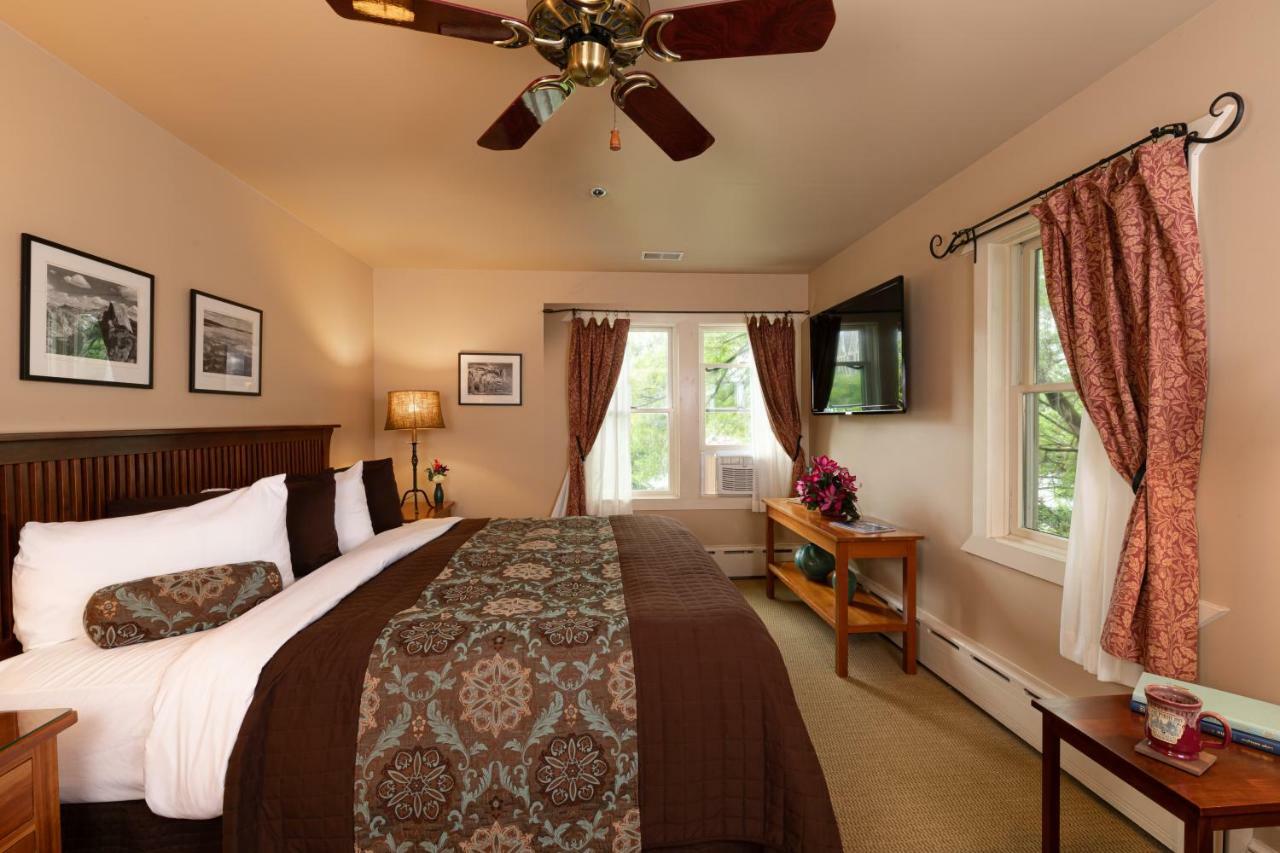 Lake Pointe Inn McHenry Esterno foto