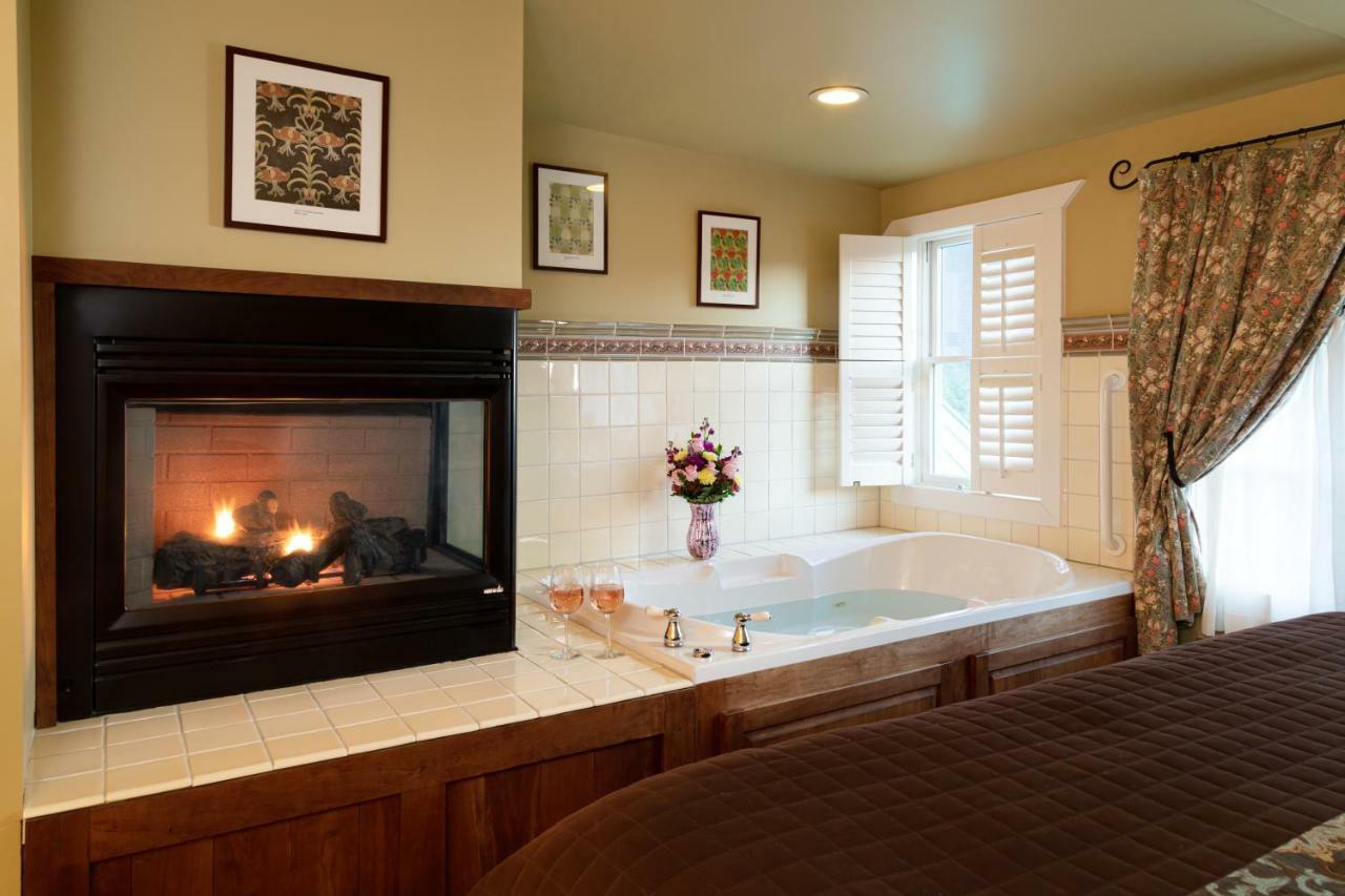 Lake Pointe Inn McHenry Esterno foto